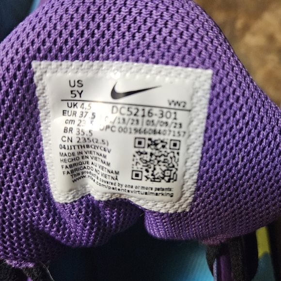 NIKE Air Zoom Crossover GS Unisex Kids Trainers Basketball Shoes, 5 Youth - Picture 7 of 7